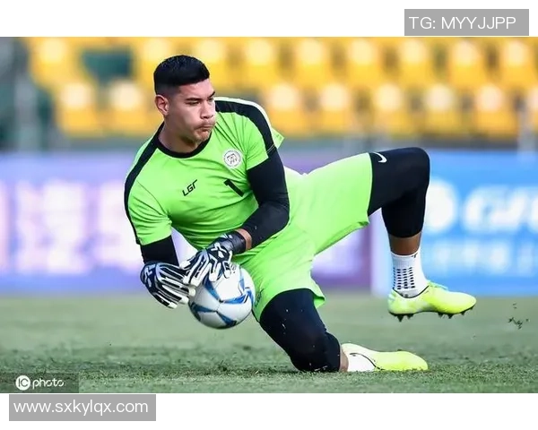 中国足球唯一球星的传奇之路与不为人知的故事解析 中国足球唯一球星的传奇之路与不为人知的故事解析