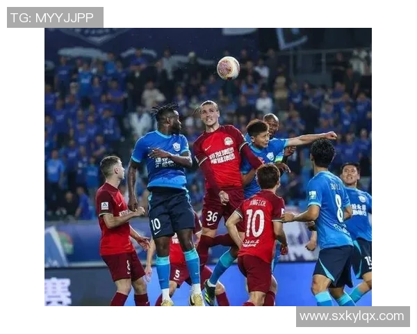 足球巨星同场竞技激情对决展现球场巅峰技艺与团队默契合作