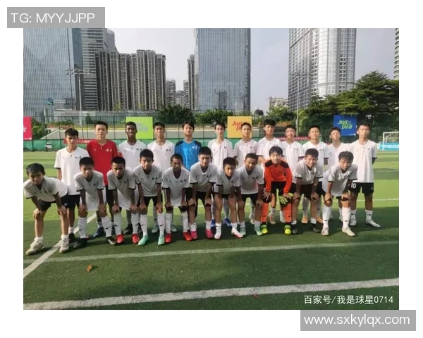 中国足球球星全面简历分析与职业生涯回顾